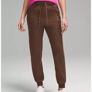 Stretch High-Rise Jogger Full Length Java size 4